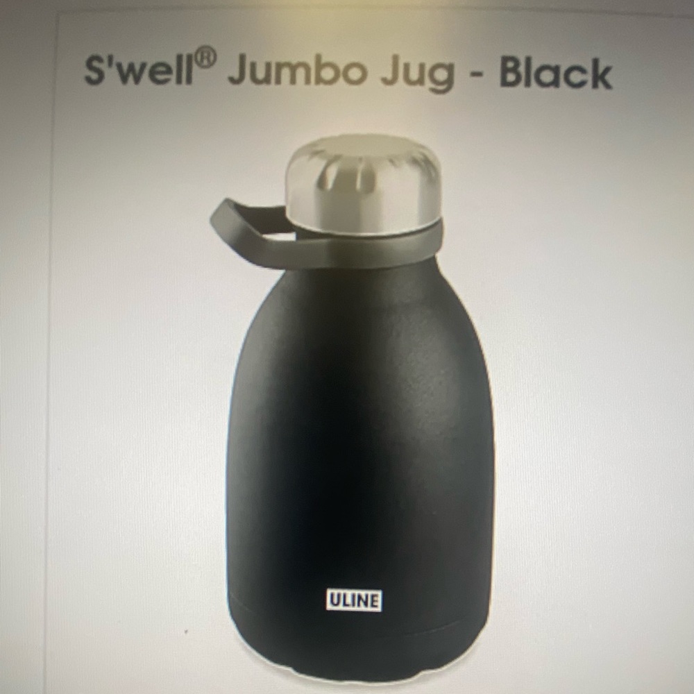 S’well jumbo jug